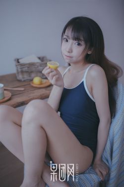 触手辱美女